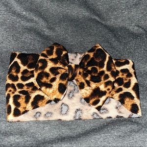 Leopard print headband with bow